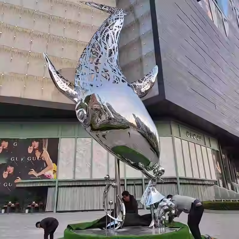 不锈钢鲸鱼雕塑