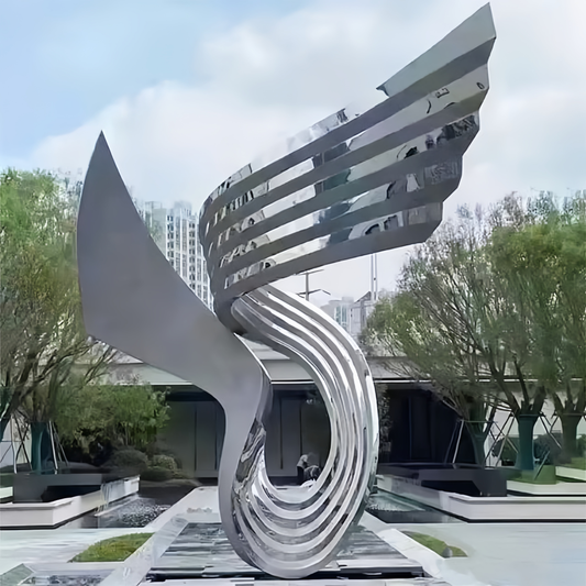 不锈钢翅膀雕塑