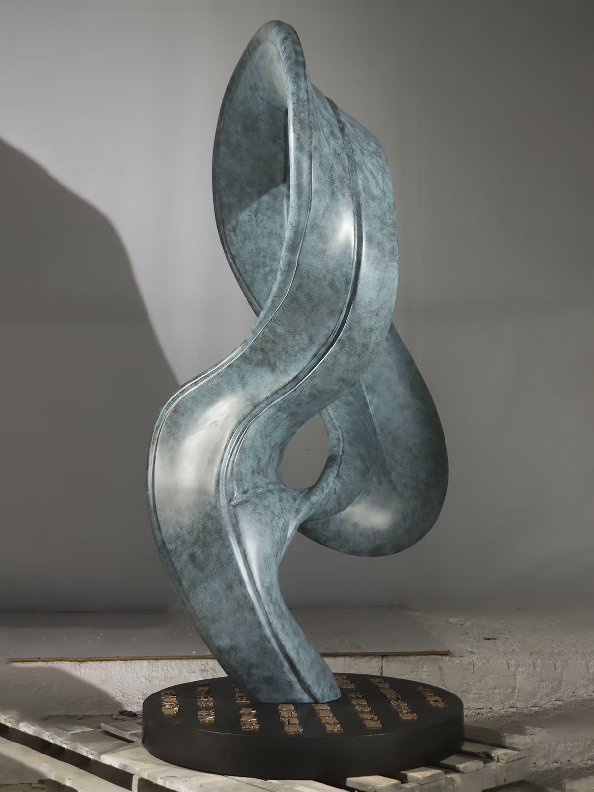 Abstract Glass Steel Ribbon Sculpture
